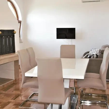 Hébergement de vacances Xxl With Pool