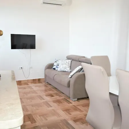 Hébergement de vacances Xxl With Pool